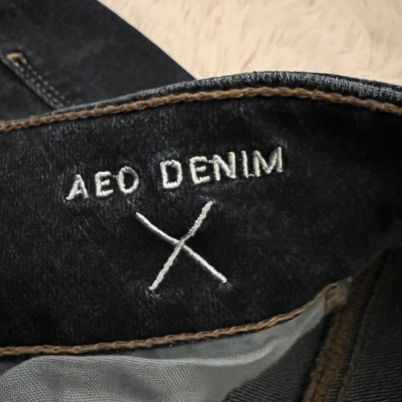 AEO artist crop super stretch capri jean - Picture 7 of 8